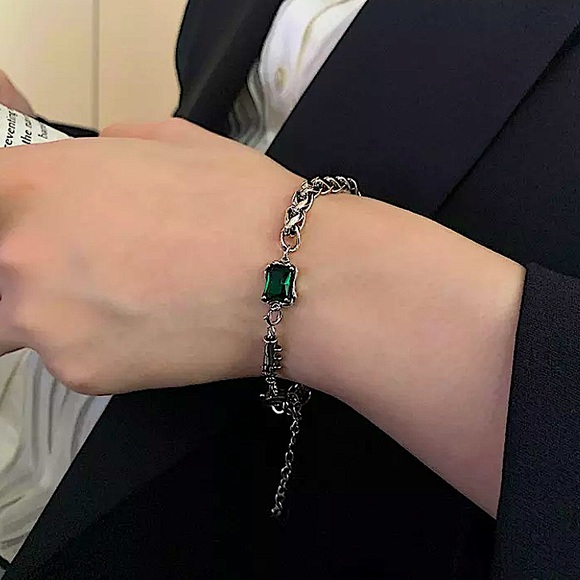 Sterling Silver Emerald Zircon Bracelet Matching Emerald Zircon Statement Ring - Picture 6 of 7